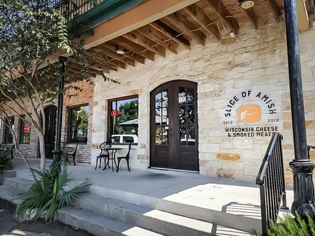 Slice of Amish now opens for business in Montgomery