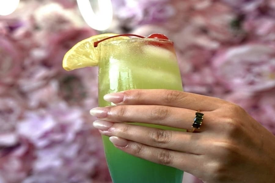 Square Nails offers services, complimentary drinks and more Buda, Kyle local business news