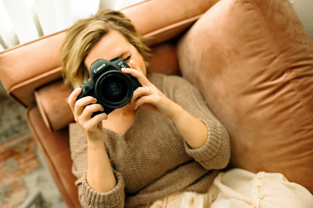 The Creative Photographer now offering sets for photo shoots in Spring