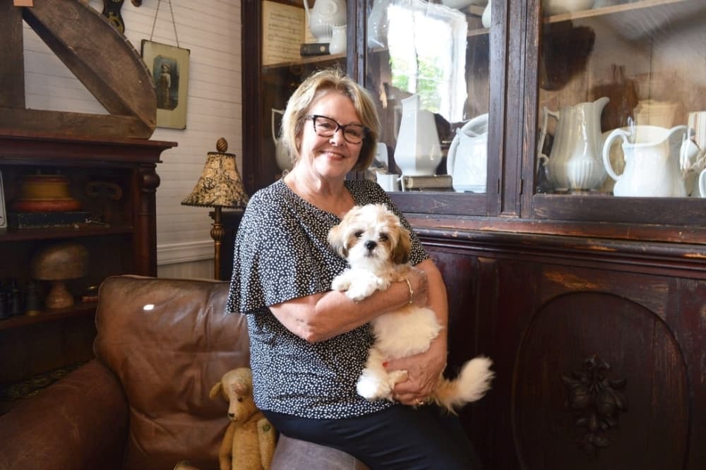 Antique boutique Gatherings brings European, elegant home decor to Georgetown