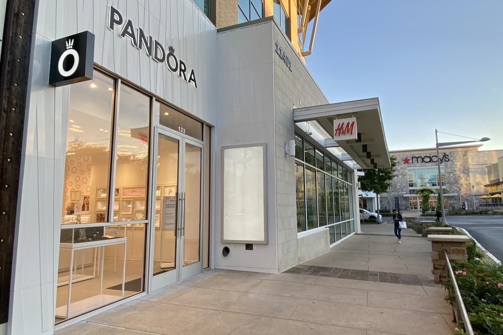 Pandora to bring affordable and fine jewelry to Northwest Austin