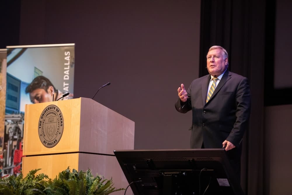 UT Dallas details new record enrollment, construction projects at State of the University address