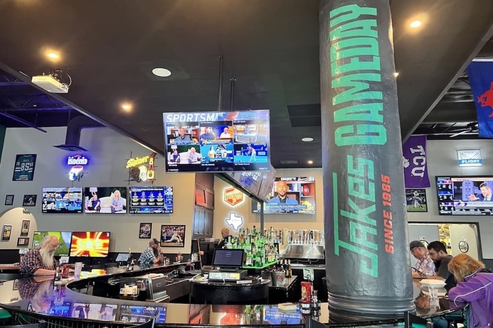 Jake's Gameday opens sports bar in Lake Highlands area