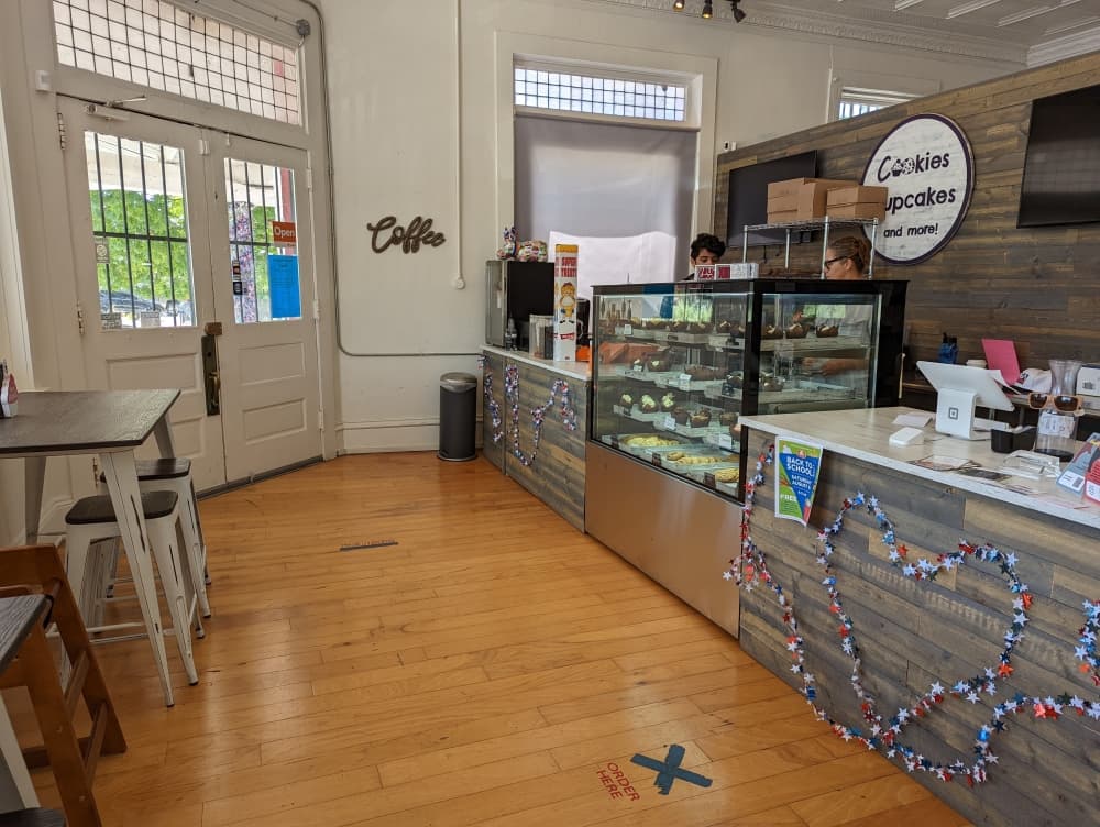 Cookies, Cupcakes and More is located in downtown Hutto. (Carson Ganong/Community Impact)