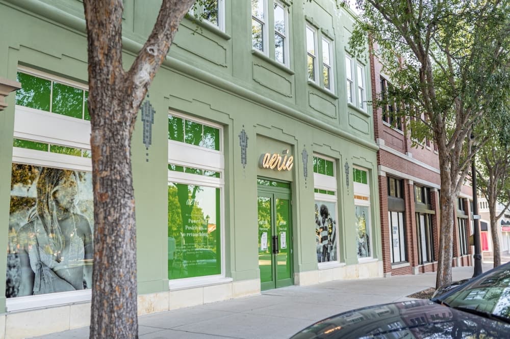 Aerie offering girls', womens' fashion in Southlake
