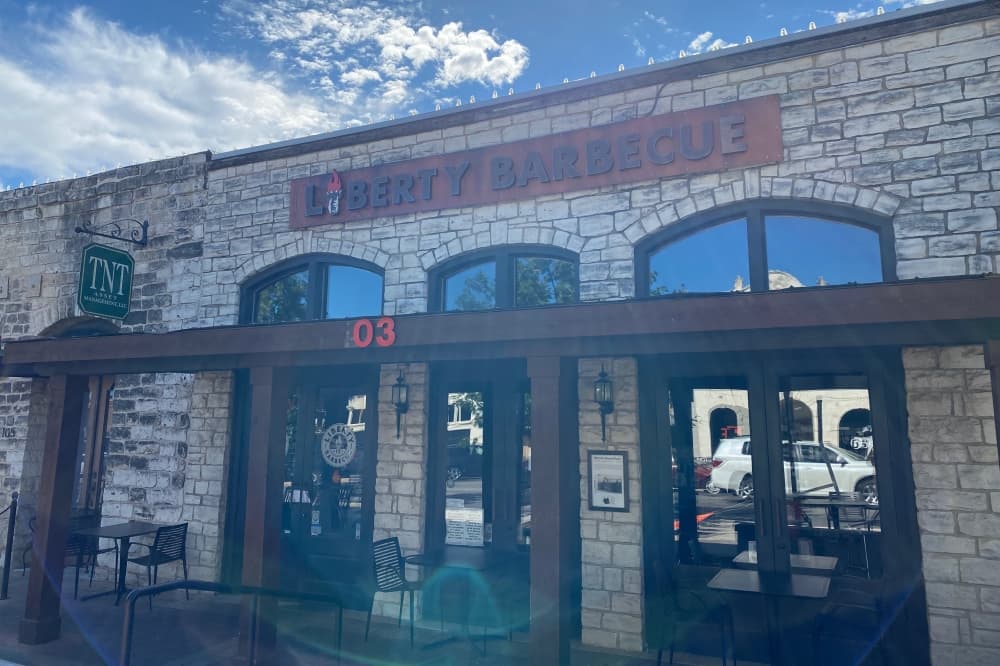 Round Rock's Liberty Barbecue, Brotherton's Black Iron Barbecue in Pflugerville no longer affiliated
