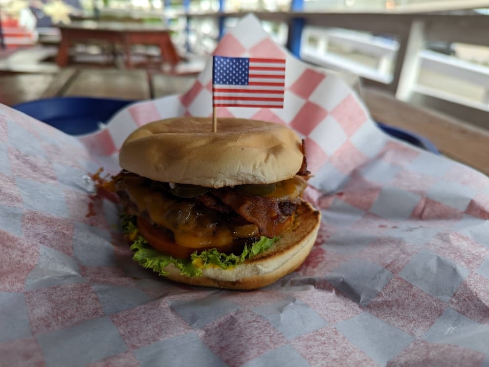 District burger joint Bubba’s Texas Burger Shack serves plates from under the highway