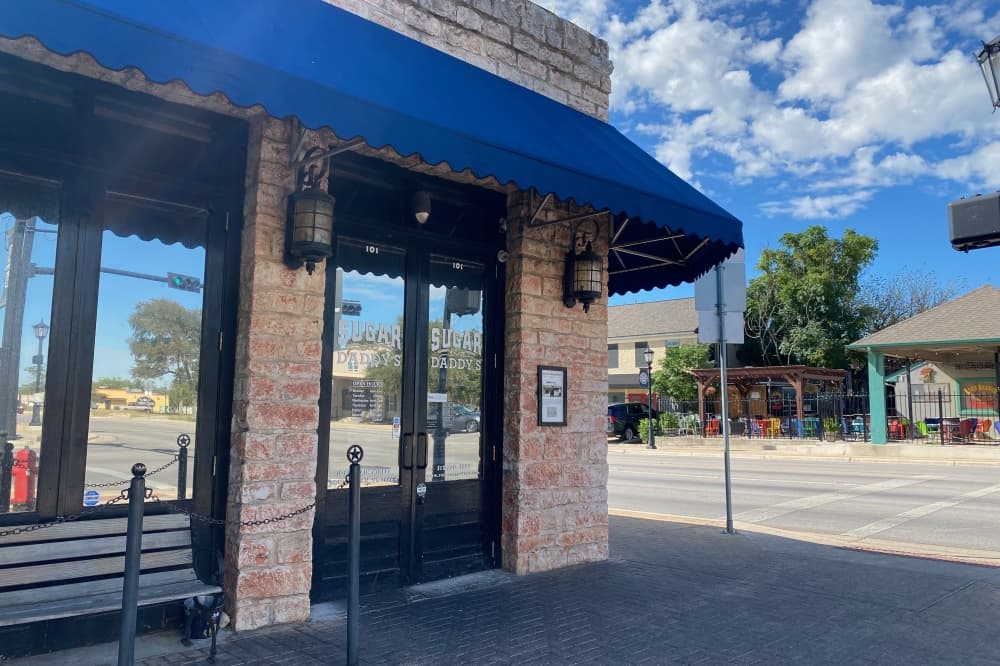 Sugar Daddy's closes in Round Rock, will reopen as Legends in November