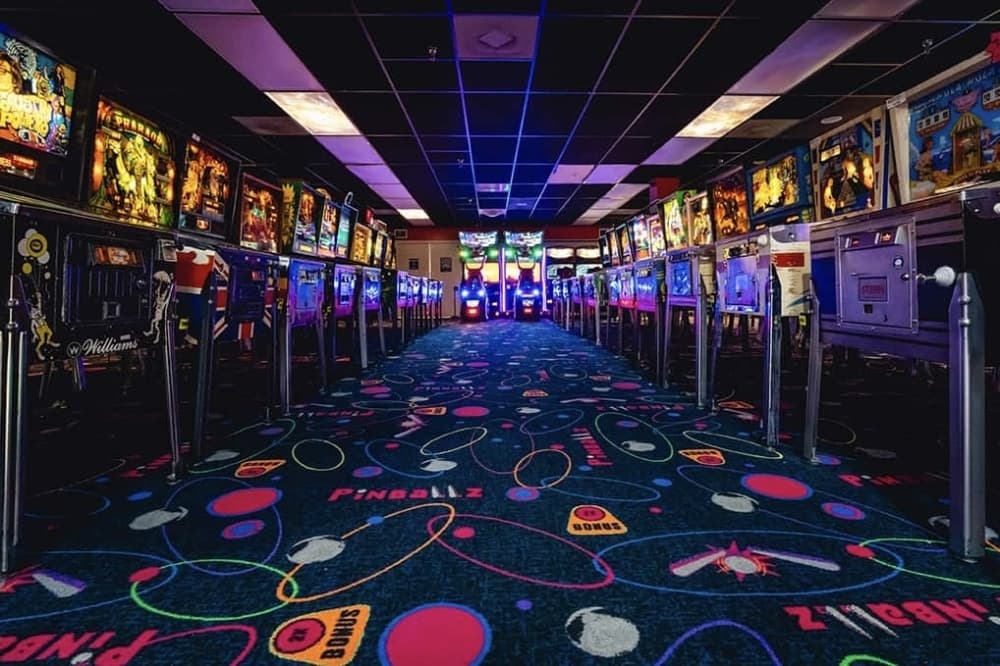 Arcade with games