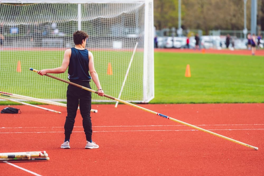 Bay Area Pole Vault Academy offering coaching just outside League City