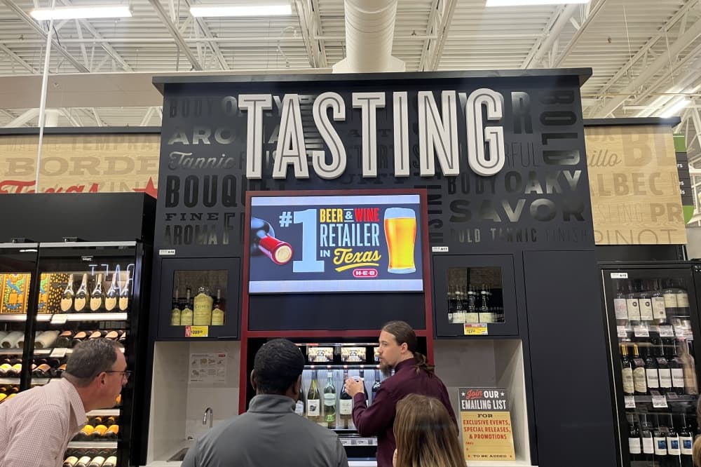 The new H-E-B Willis location offers wine tastings. (Peyton MacKenzie/Community Impact)