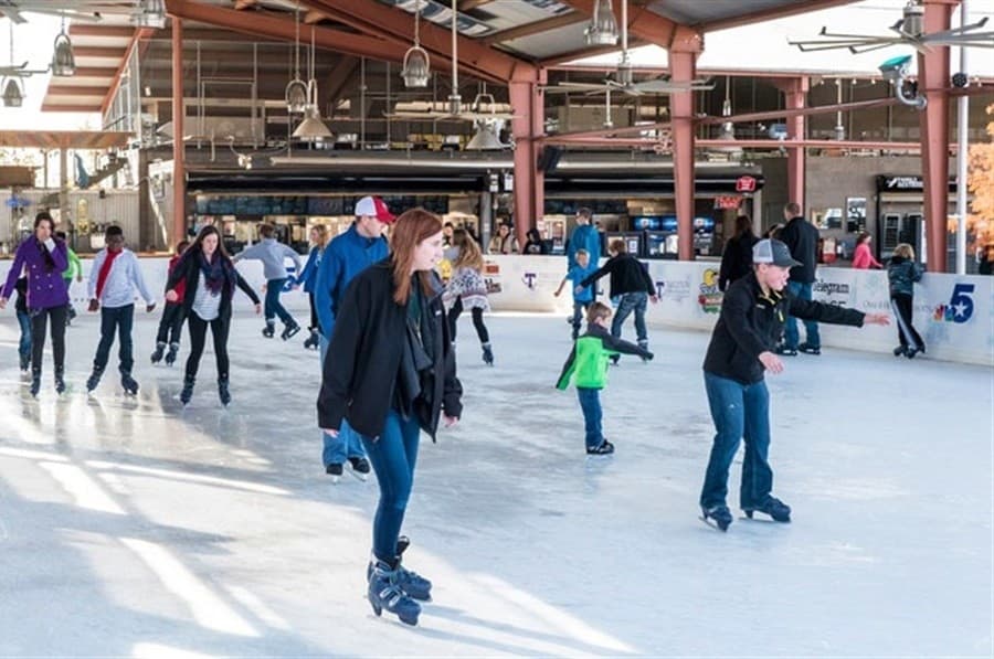Panther Creek Ice skating rink will not open this winter in Fort Worth