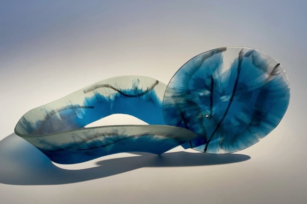 Glass sculpture
