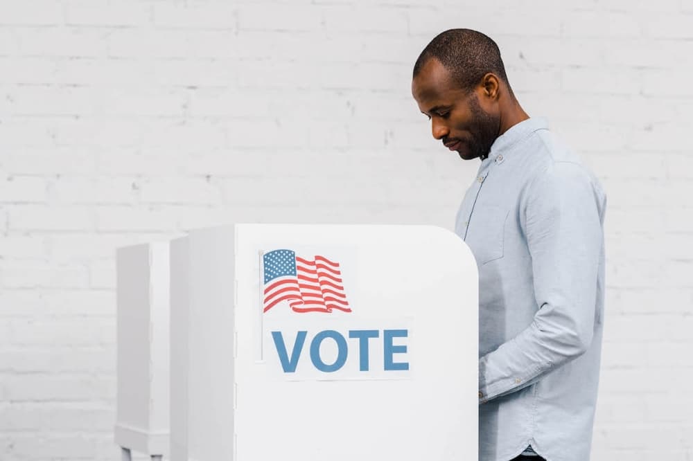 Democrat Andrew Sommerman unseats incumbent J.J. Koch for Precinct 2 Dallas County commissioner seat