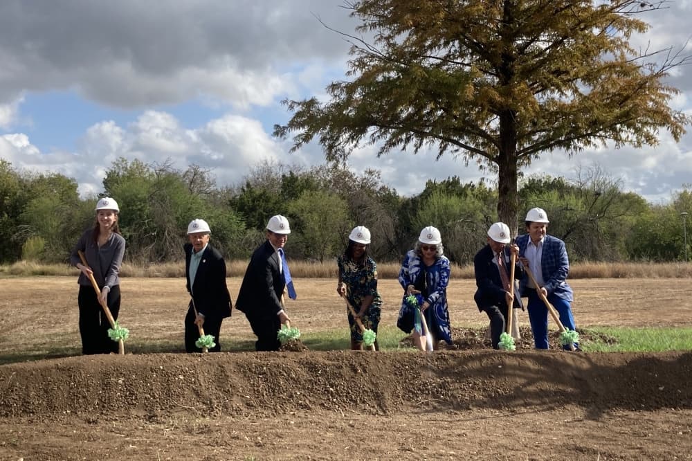 Northeast Lakeview College celebrates groundbreaking of new Veterans Center