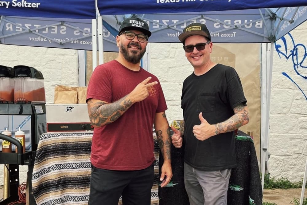 Vegan Nom and Barrett’s Coffee partner to open new restaurant in Austin