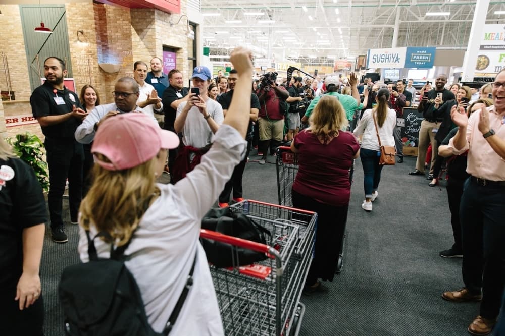 Frisco grocery stores adapt to competition, customer demands