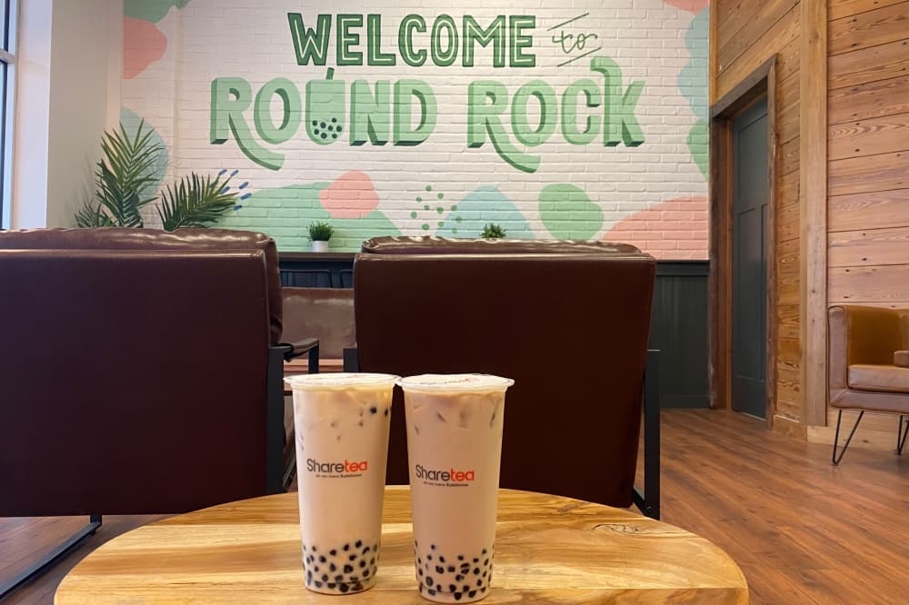 New eating options in Round Rock, Pflugerville and Hutto include Smokey Mo's, Sharetea and Mr. Gatti's Pizza