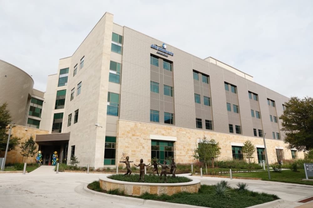 The tower adds 72 rooms to the hospital and will allow it to serve an additional 1,500 patients a year. (Courtesy Dell Children's Medical Center/Community Impact)