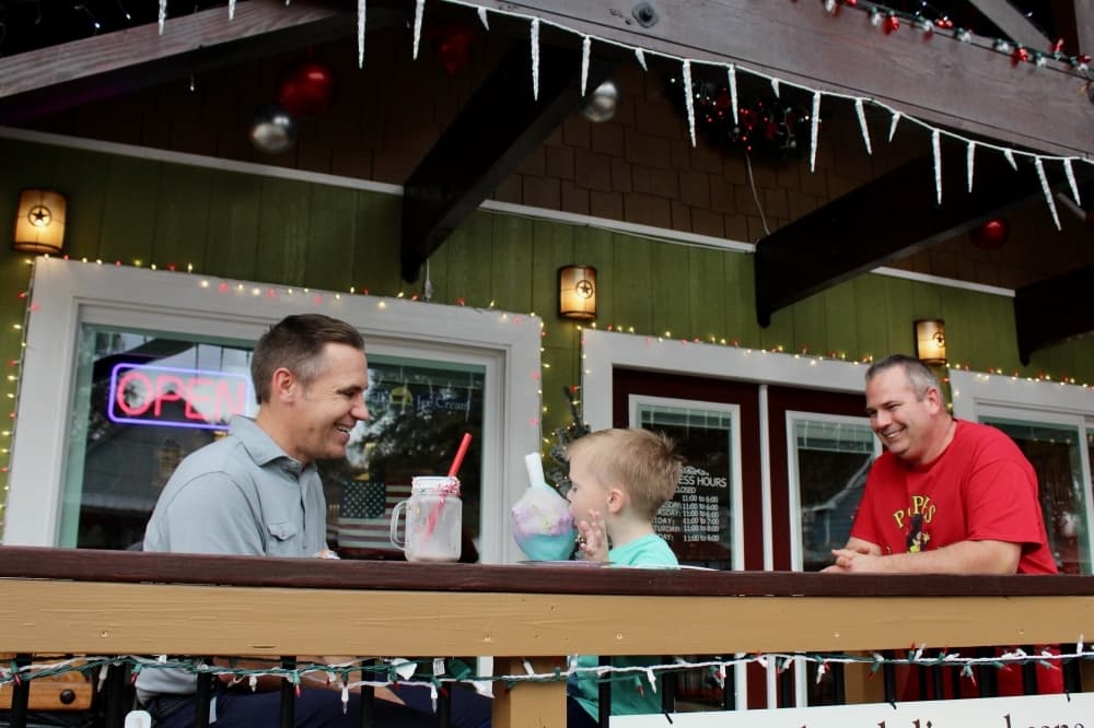 Visit an old-timey market, attend a tree lighting: 16 things to do in the Spring-Klein area over the holidays