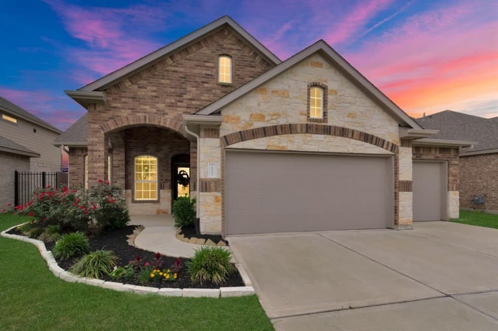 Learn more Katy's October featured neighborhood, market data