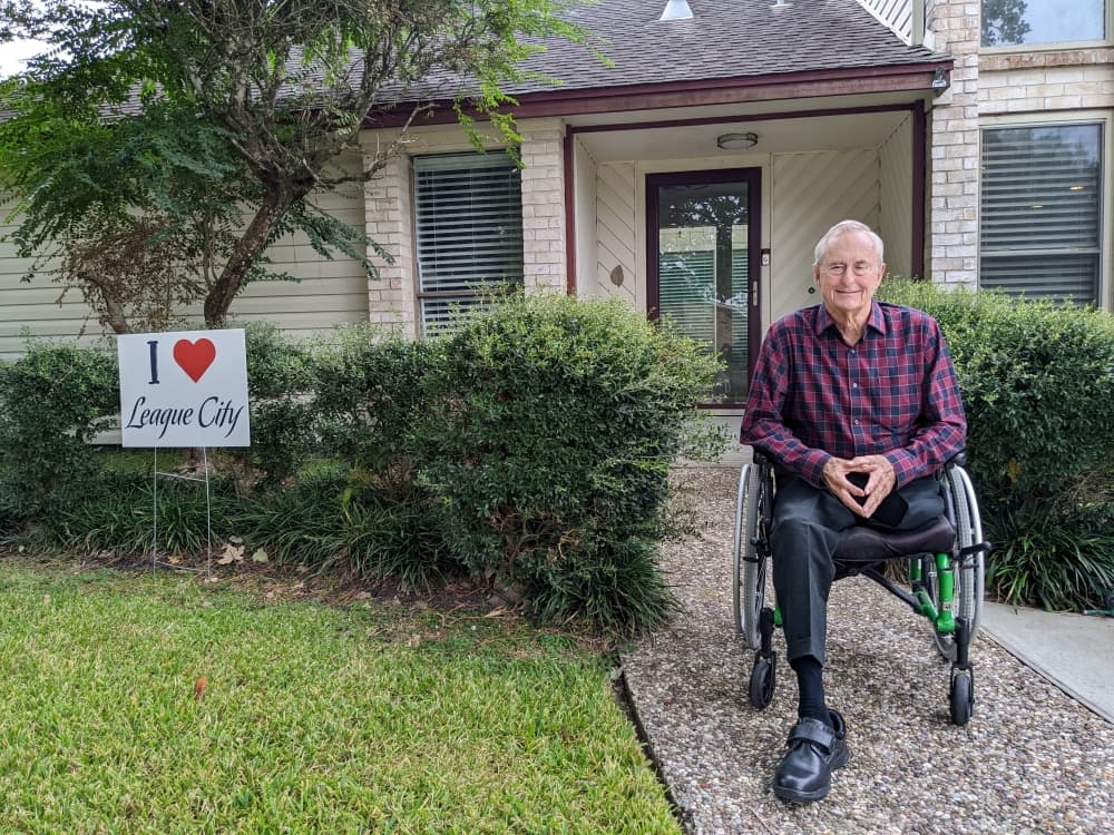 Retiring mayor of League City Pat Hallisey leaves legacy of public service