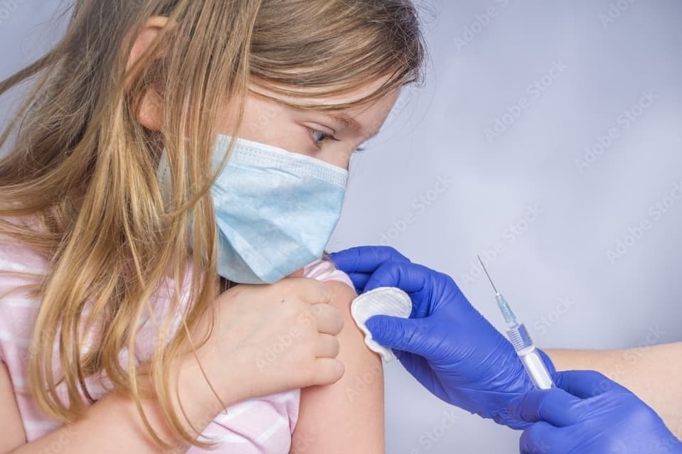 Gov. Abbott: Government, schools cannot require students to be vaccinated against COVID-19