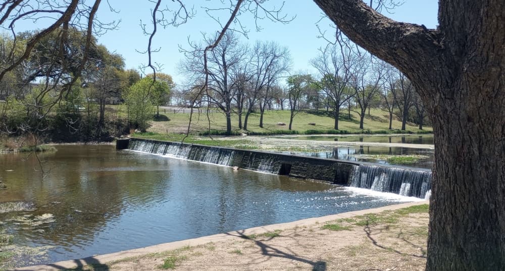 6 spots near Georgetown, Cedar Park, Leander to fish; plus information on what you can catch, getting licensed