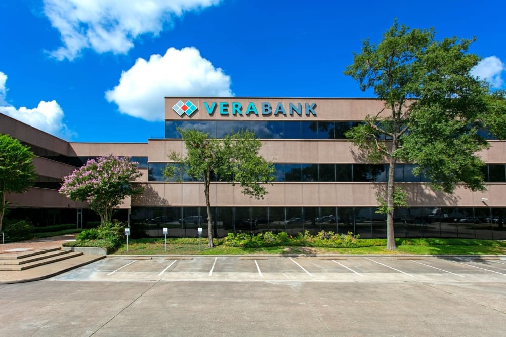 VeraBank opens first Montgomery County location in Conroe