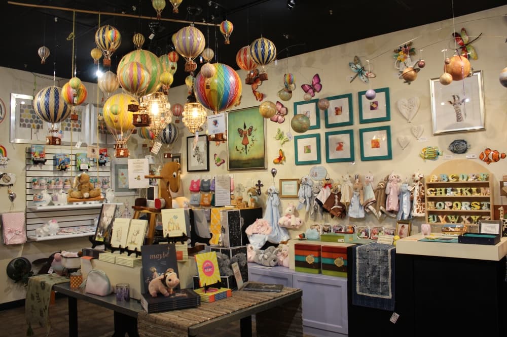 Heights retailer Bliss on 19th seeks to stimulate the senses