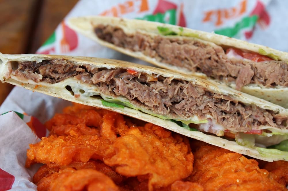 
The queso steak meltz has 489 calories.