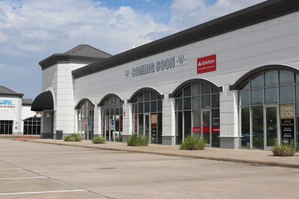 State Farm to open new office in Willowbrook Plaza