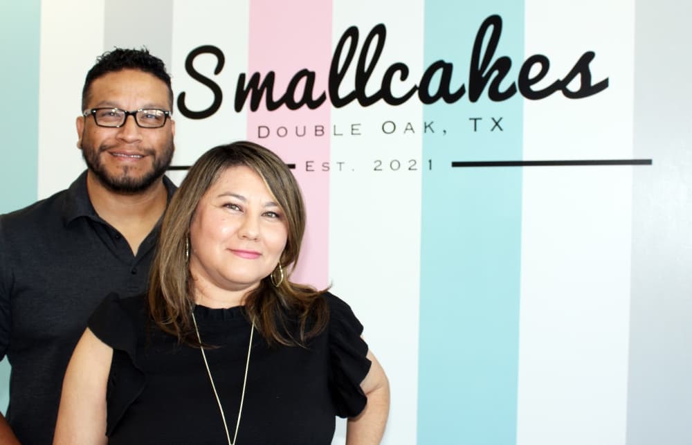 Locally owned Smallcakes Lantana shop specializes in cupcakes and ice cream