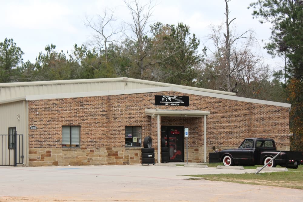 New Caney Customs celebrates 5 years in business on Gene Campbell Road
