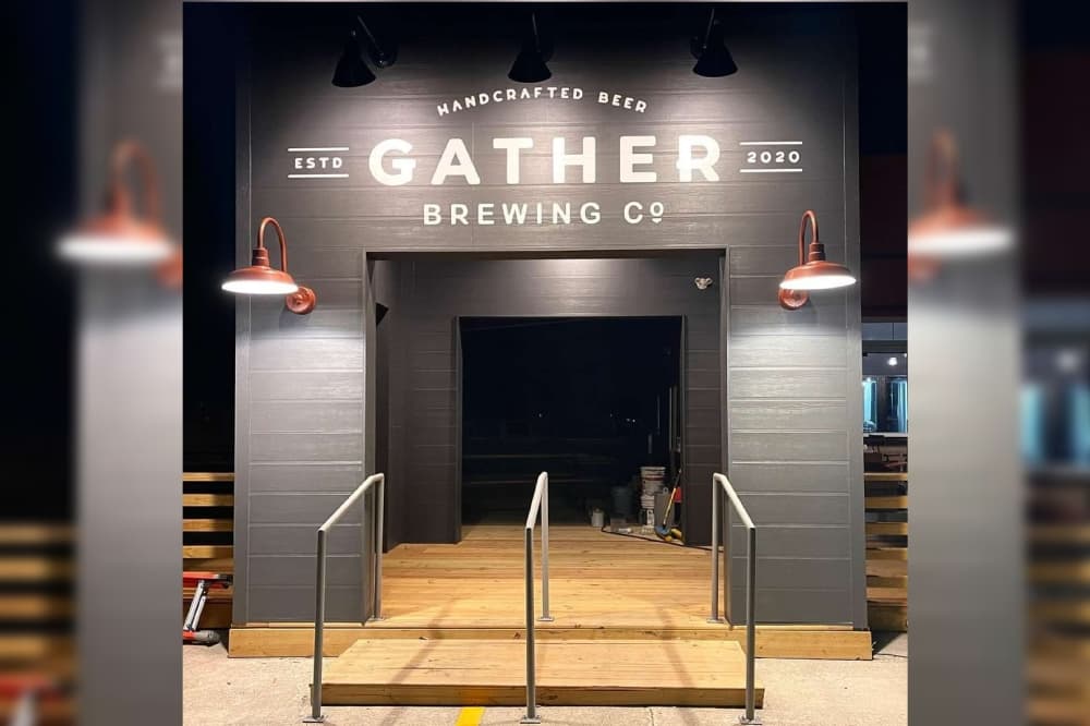 Gather Brewing Company: Universal City eatery serves up pub fare and beer