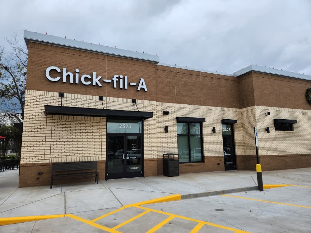 Chick-fil-A jumps street, opens bigger location across from Sugar Land Town Square