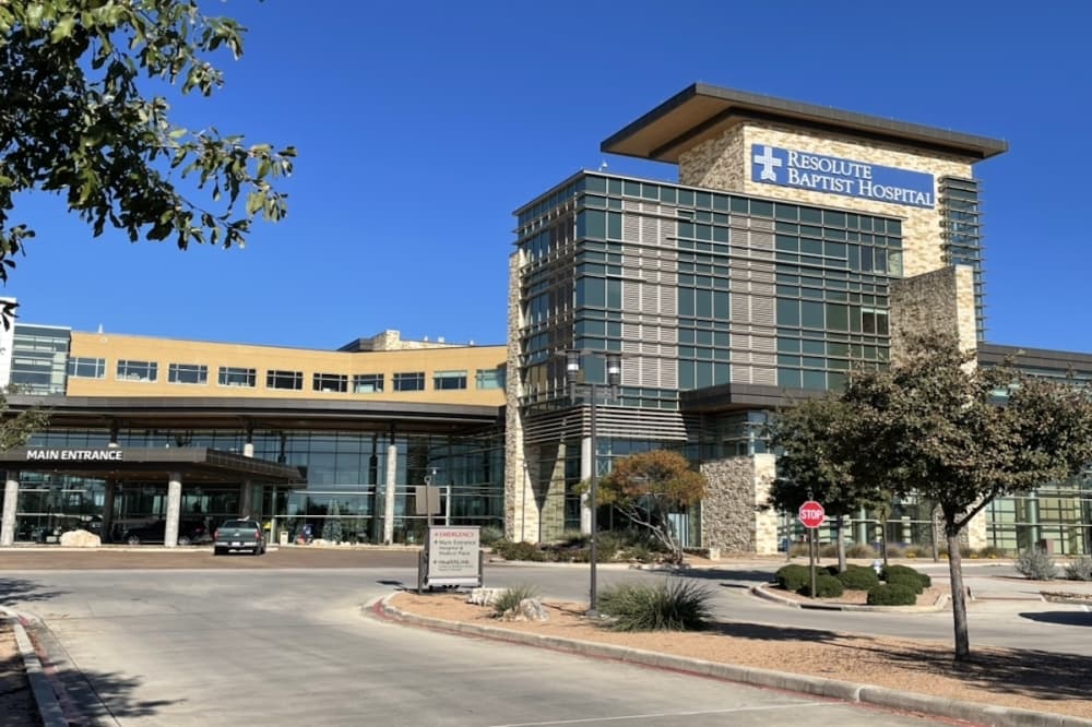 Second major hospital in New Braunfels celebrates rebranding
