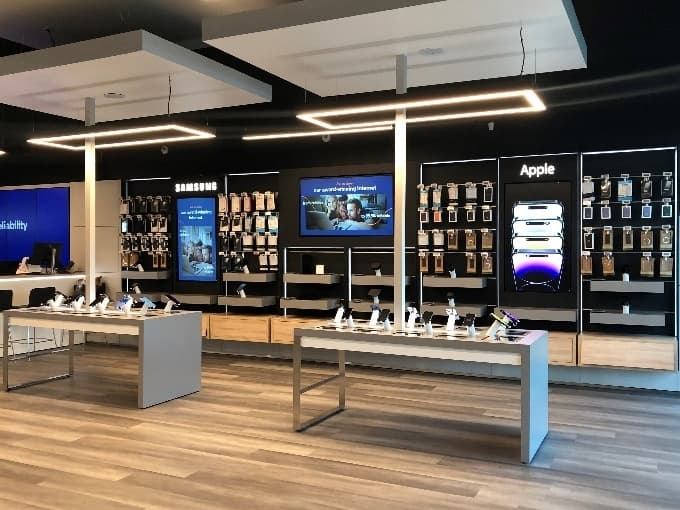 Internet provider Optimum broadens reach to Willis with new store
