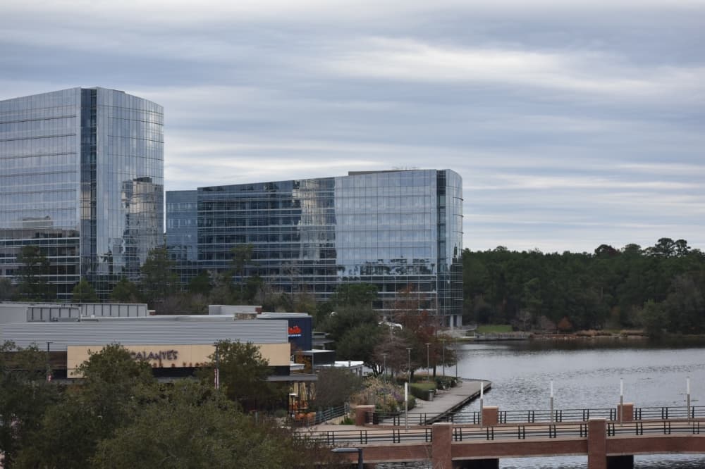 Census data shows growing, aging populations in The Woodlands, Shenandoah from 2016-21; Oak Ridge North sees declining, younger population