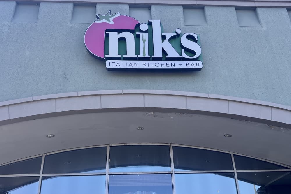 Nik's Kitchen & Bar celebrates 10 years of business in Four Points