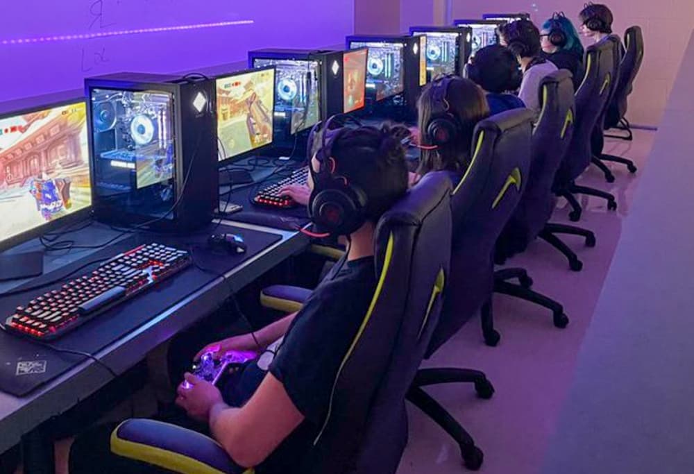The Canyon Lake High School esports team competes in a tournament. (Courtesy Comal ISD)