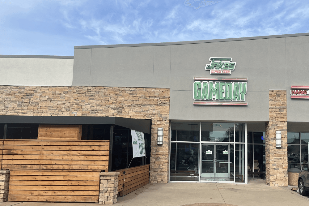 Jakes GameDay brings neighborhood bar concept to Lake Highlands