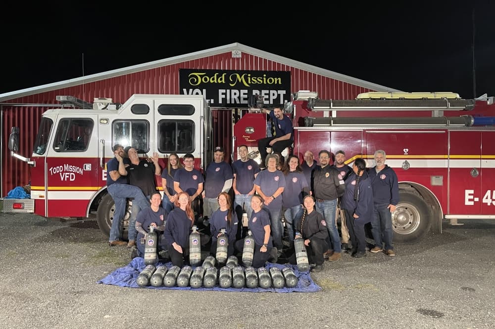 Todd Mission Fire Department receives new oxygen tanks