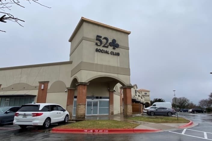 52 Social Club closes, will reopen under new ownership, name