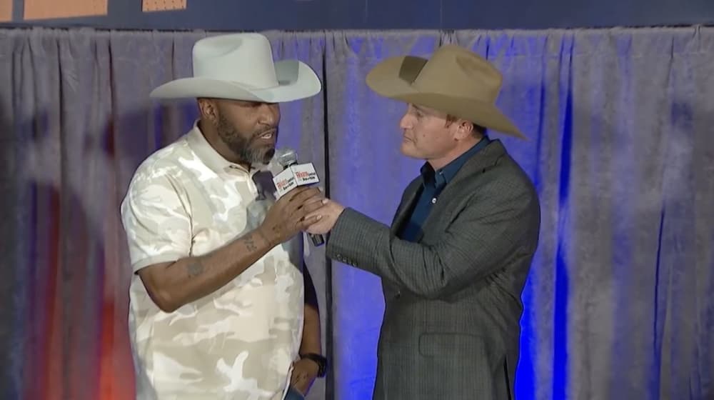 Brooks & Dunn, Machine Gun Kelly among Houston Livestock Show and Rodeo's 2023 season lineup