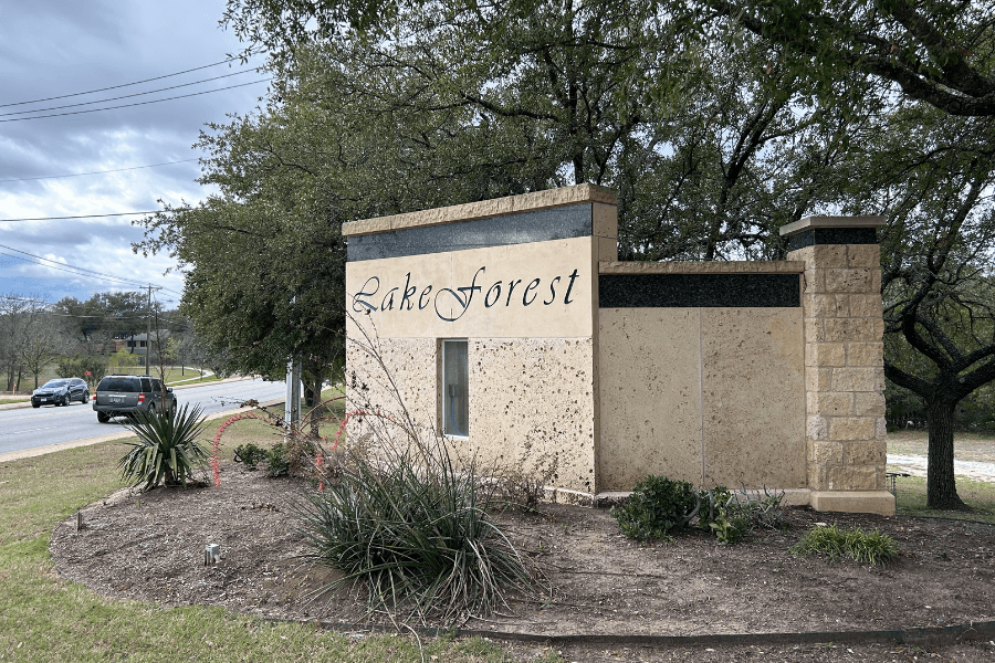 Round Rock neighborhood Lake Forest offers multiple amenities, proximity to retail centers