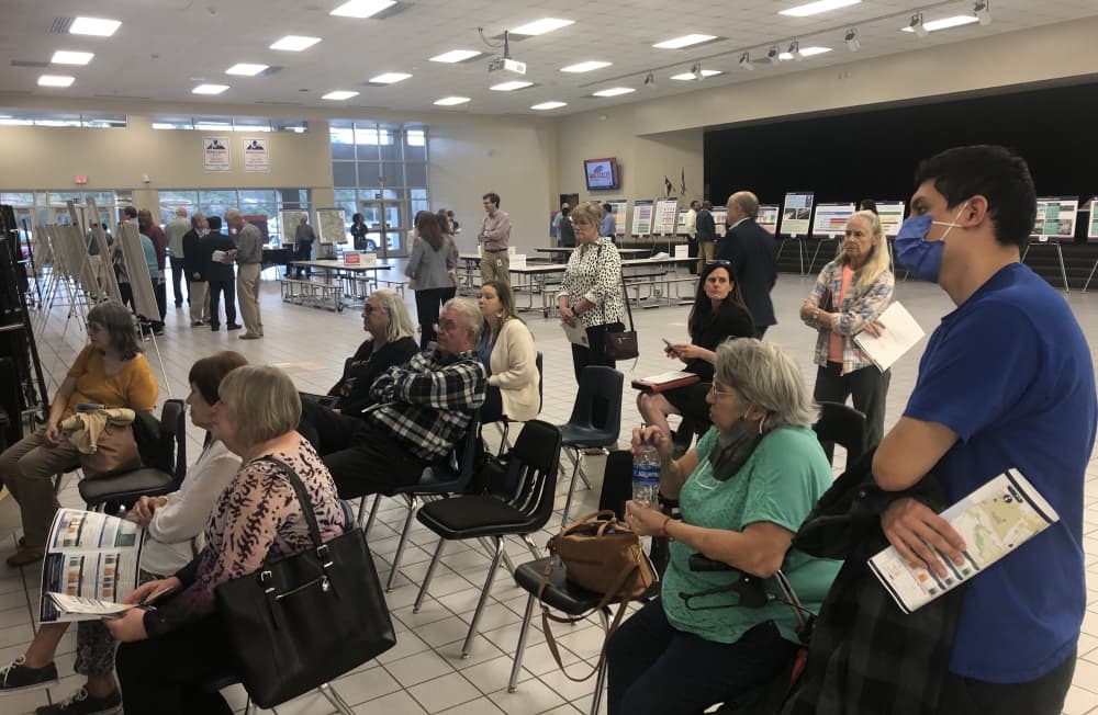 TxDOT holds public meeting regarding I-45 traffic solutions from Beltway 8 to Loop 336