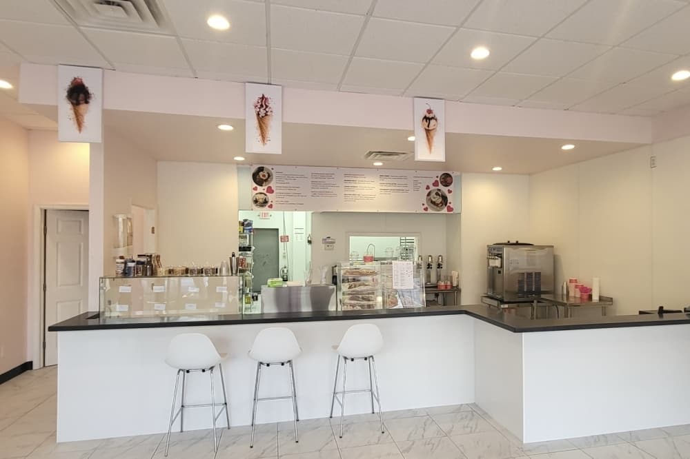 Sweetties is now serving frozen yogurt in Conroe
