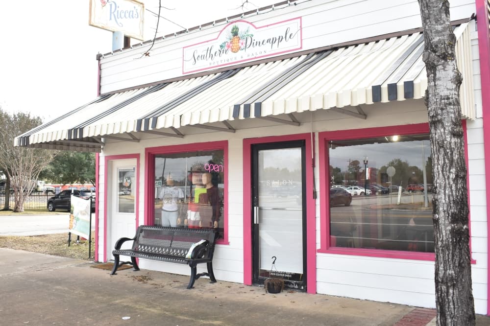 Southern Pineapple Boutique relocates to downtown Tomball