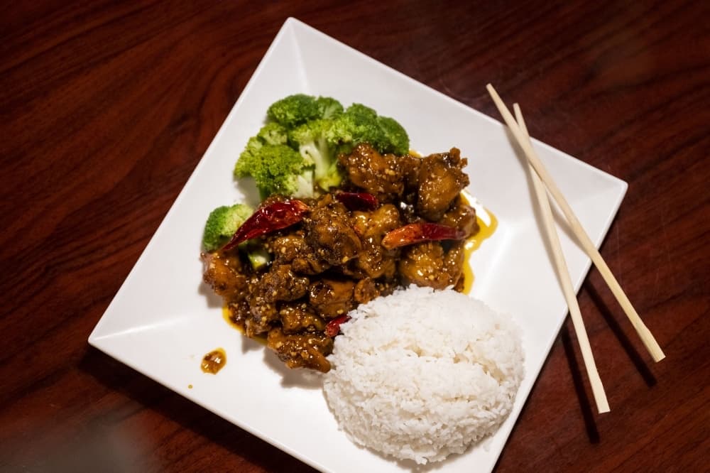 chicken plate with broccoli and rice